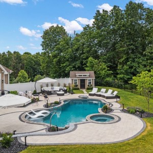 Rocky-Hill-CT-Freeform-pool003web
