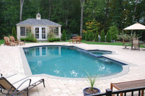 Swimming Pool with built in Spa