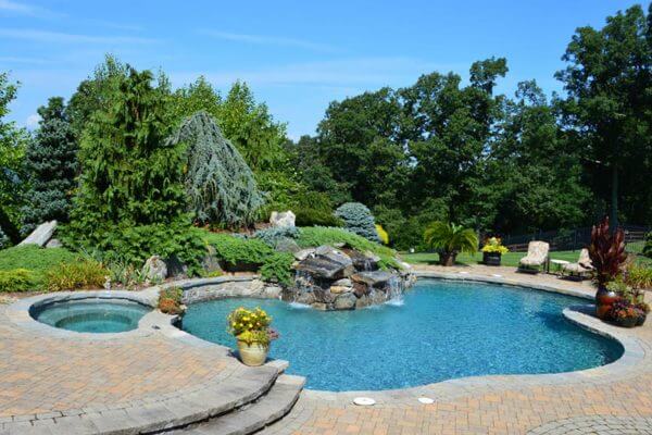 Best Luxury Inground Swimming Pool & Spa Builder & Swimming Pool Installer in Connecticut, Rhode Island and Massachusetts