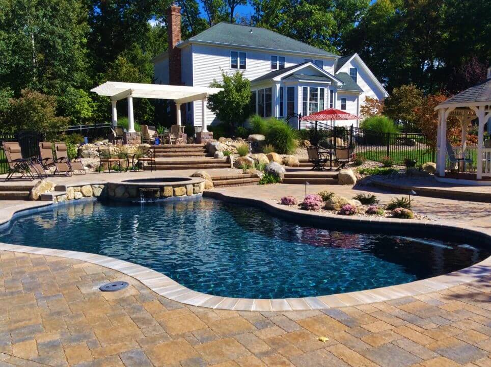 Gunite Inground Swimming Pool & Spa Installation